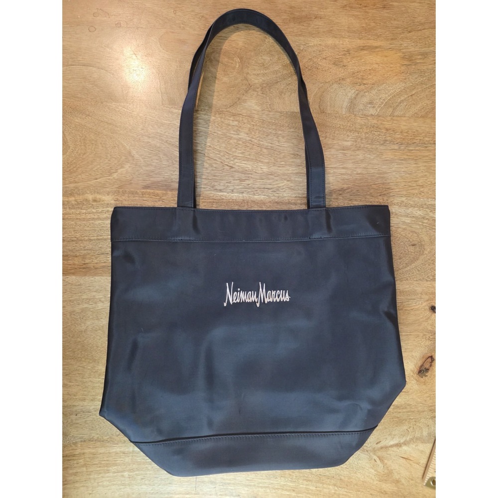 Neiman Marcus Black Nylon Large Tote Shoulder Bag Logo Zip Closure Inner Pockets